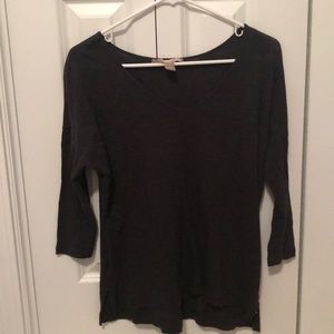 3/4 sleeve, grey top